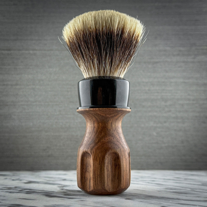 White Boar Knot