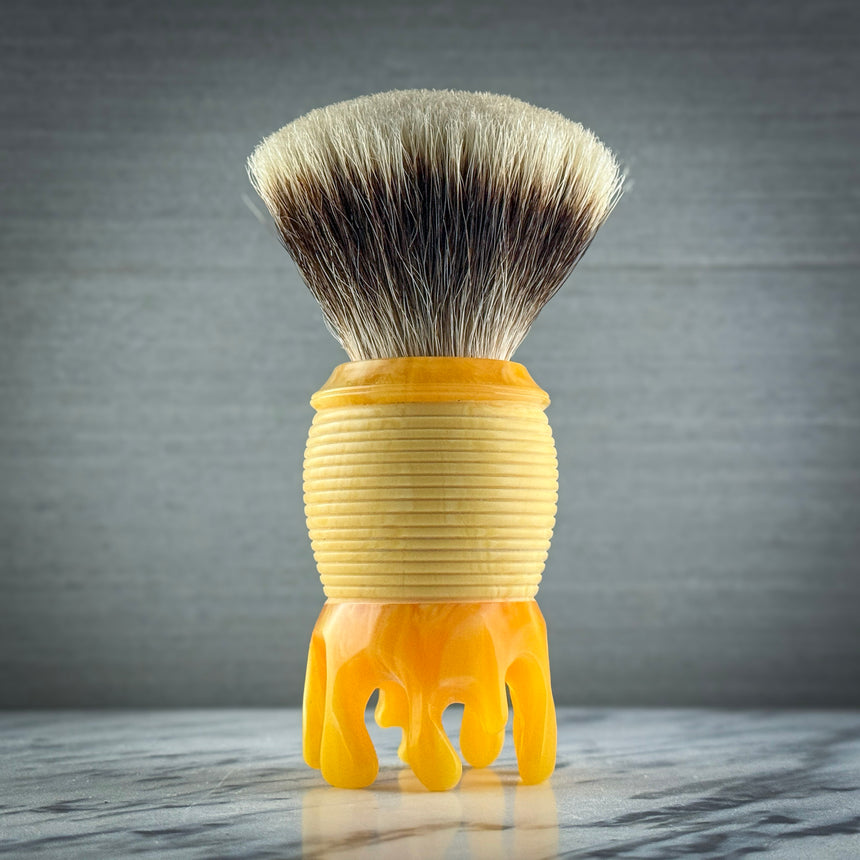 5857RC HoneyHive