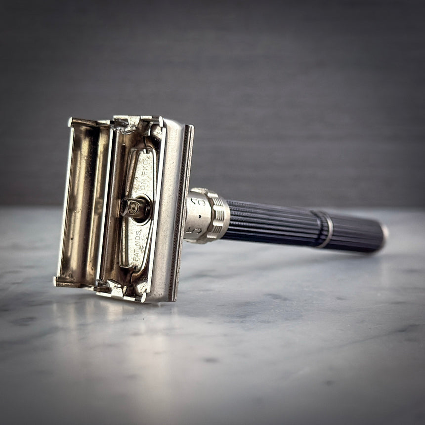 1972 Gillette Black Beauty Super Adjustable (S2)